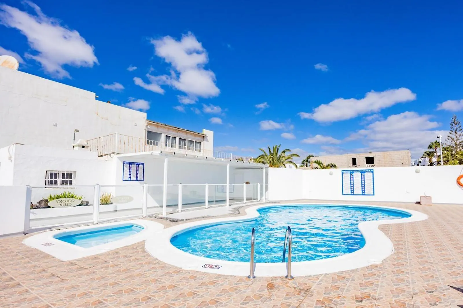 Stunning 2 Bedroom Duplex Close To Main Beach With Seaviews Puerto del Carmen  0*, Puerto del Carmen (Lanzarote) Spain